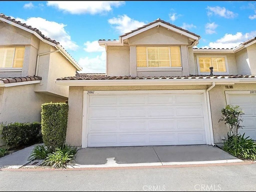 21061 Jenner, Lake Forest