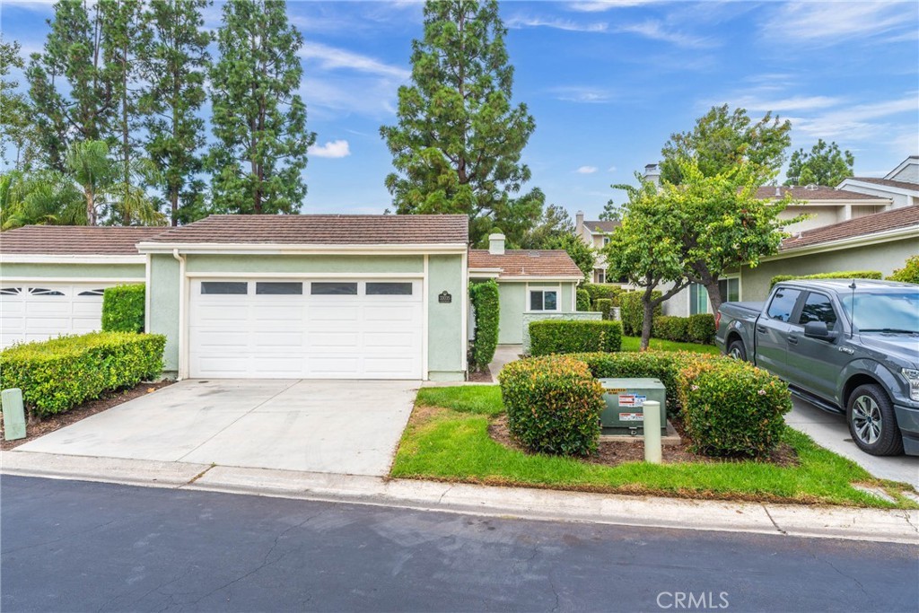 Photo of Listing #OC26189589