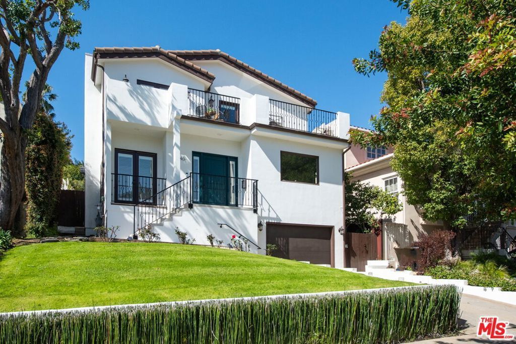 1945 Fairburn Avenue, Los Angeles