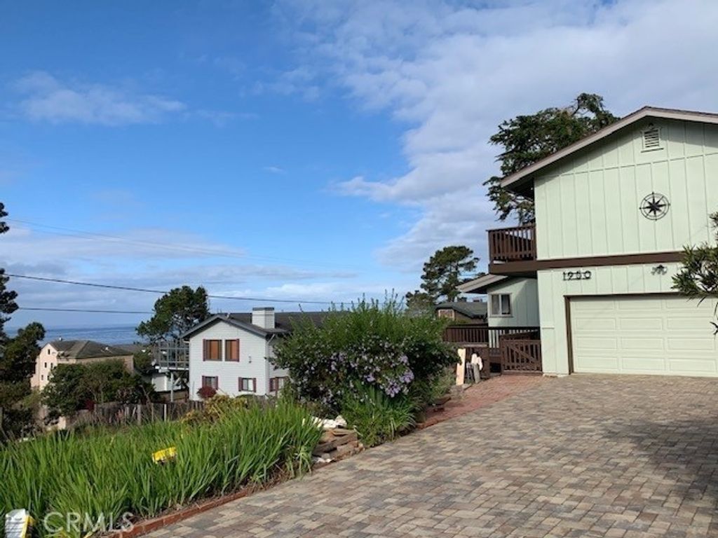 1950 Oxford Avenue, Cambria
