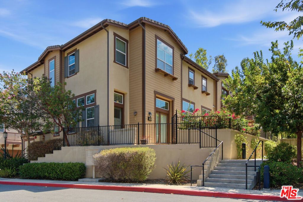 732 Tennis Club Lane, Thousand Oaks