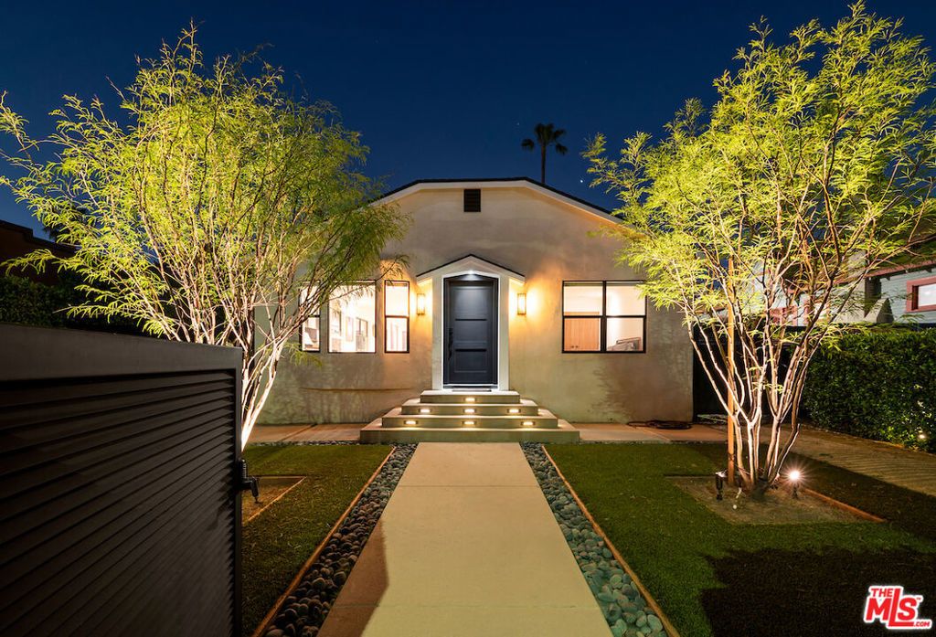 5319 West Boulevard, Los Angeles