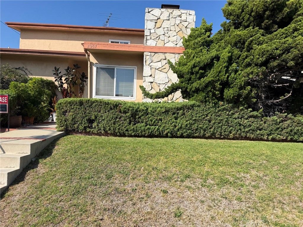 2957 W 235th Street, Torrance