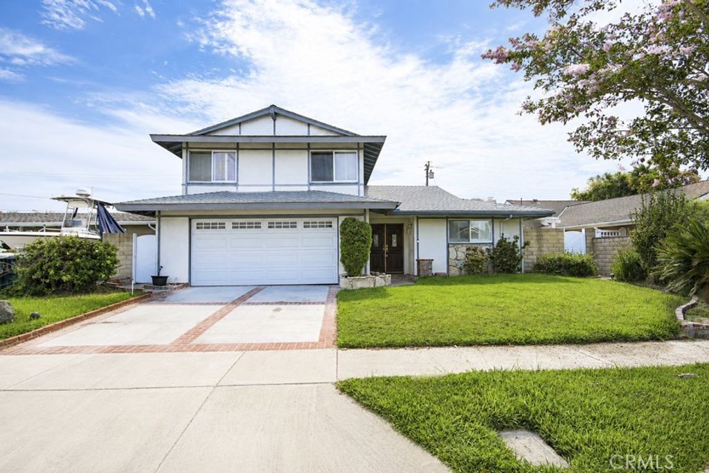 19832 Chesapeake Lane, Huntington Beach