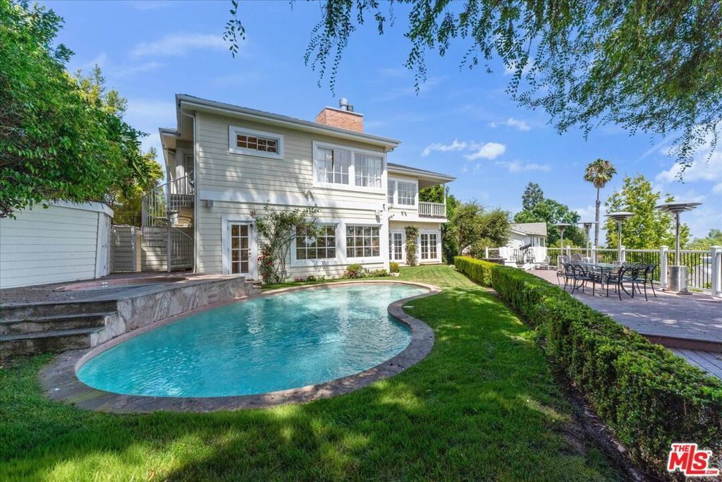 3836 Glenridge Drive, Sherman Oaks