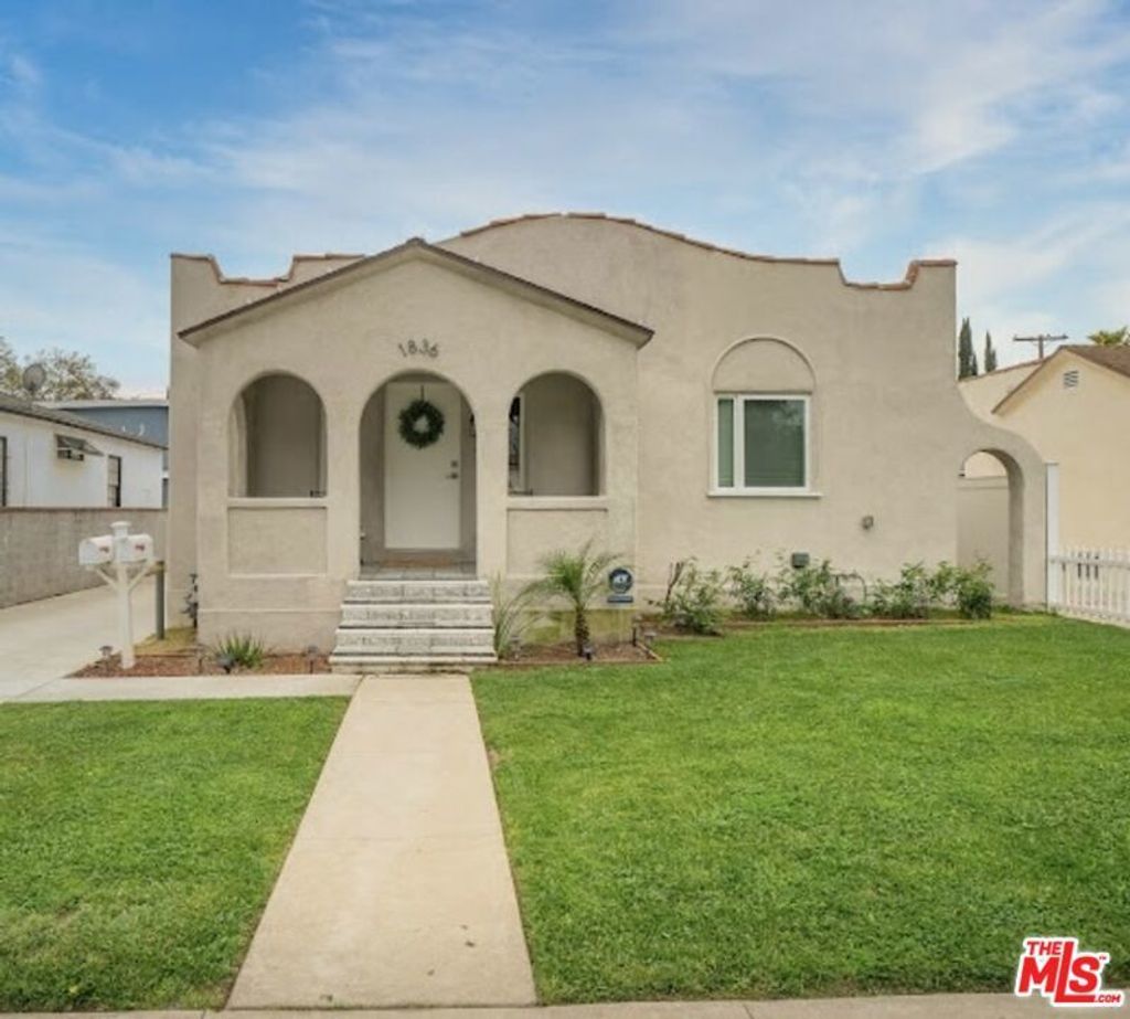 1836 Lake Street, Glendale