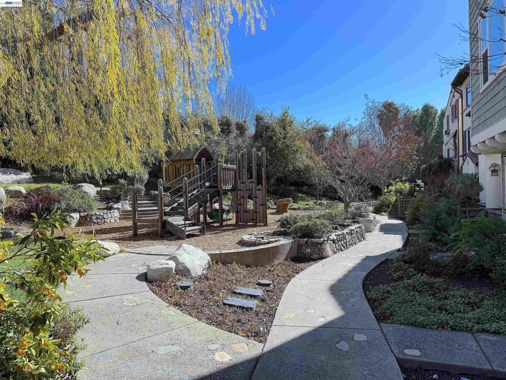 2506 Monet Ter, Fremont