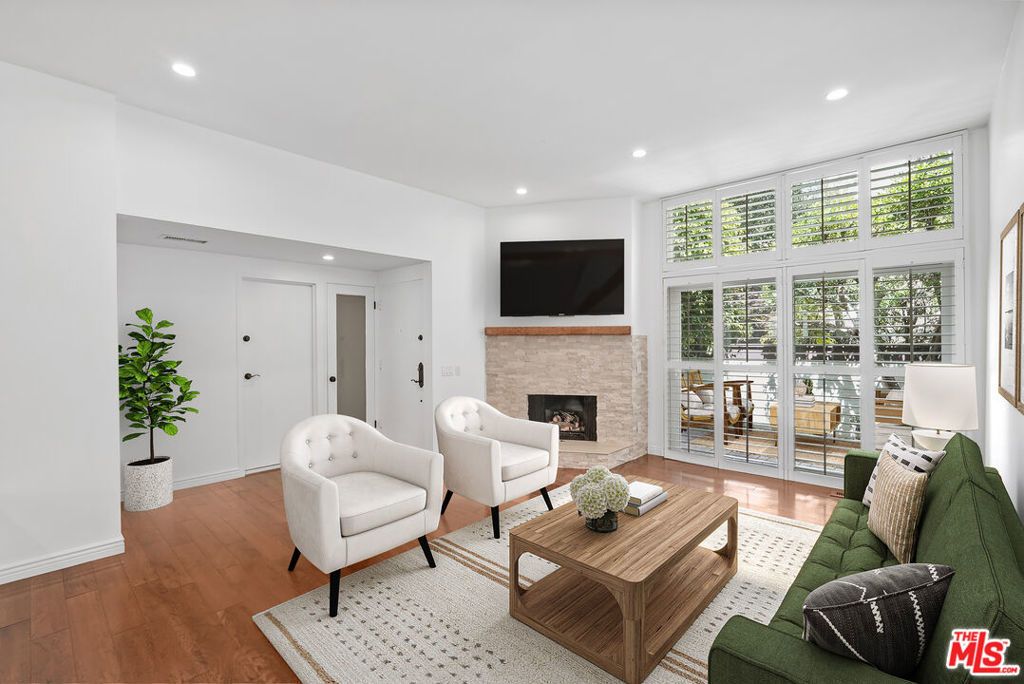 1622 Palisades Drive, Los Angeles