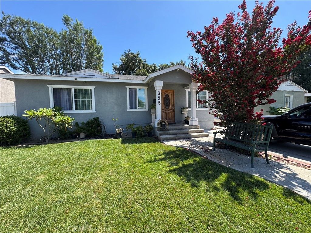 325 Pasadena, Tustin