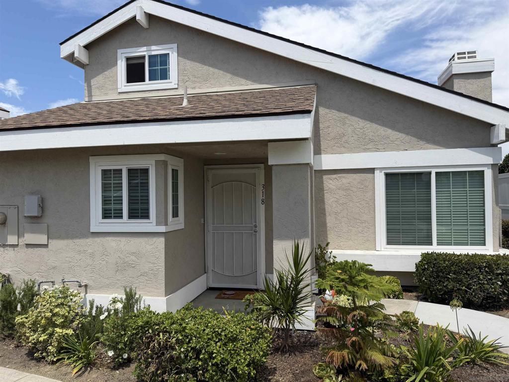 318 Riverview Way, Oceanside