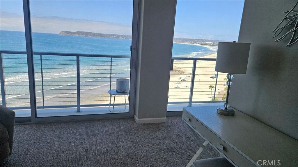 1720 Avenida Del Mundo # 1103, Coronado