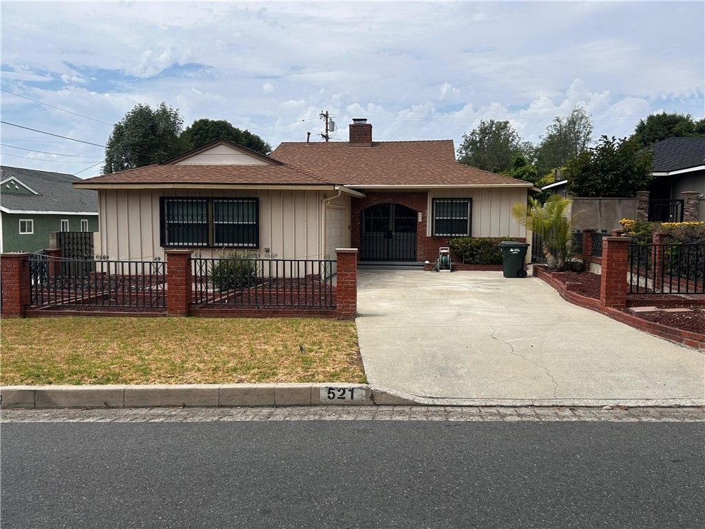 521 N Vermont, Glendora