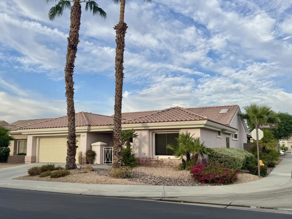 38517 Fallbrook Avenue, Palm Desert