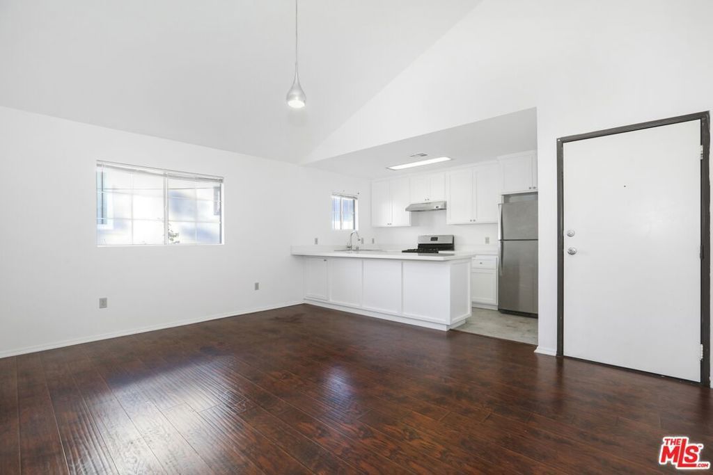 1753 N Kenmore Avenue, Los Angeles