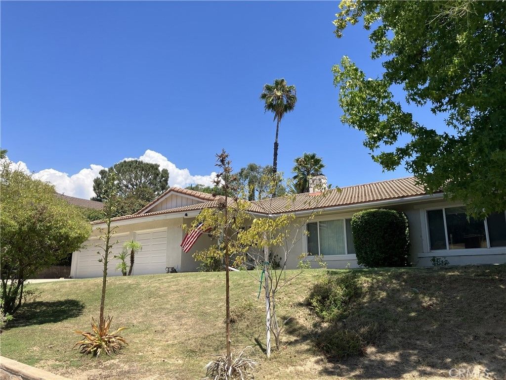 282 Summit Road, La Verne