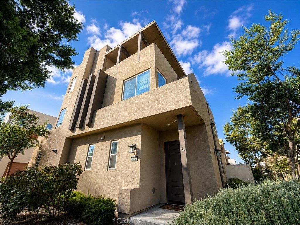 312 Magnet, Irvine