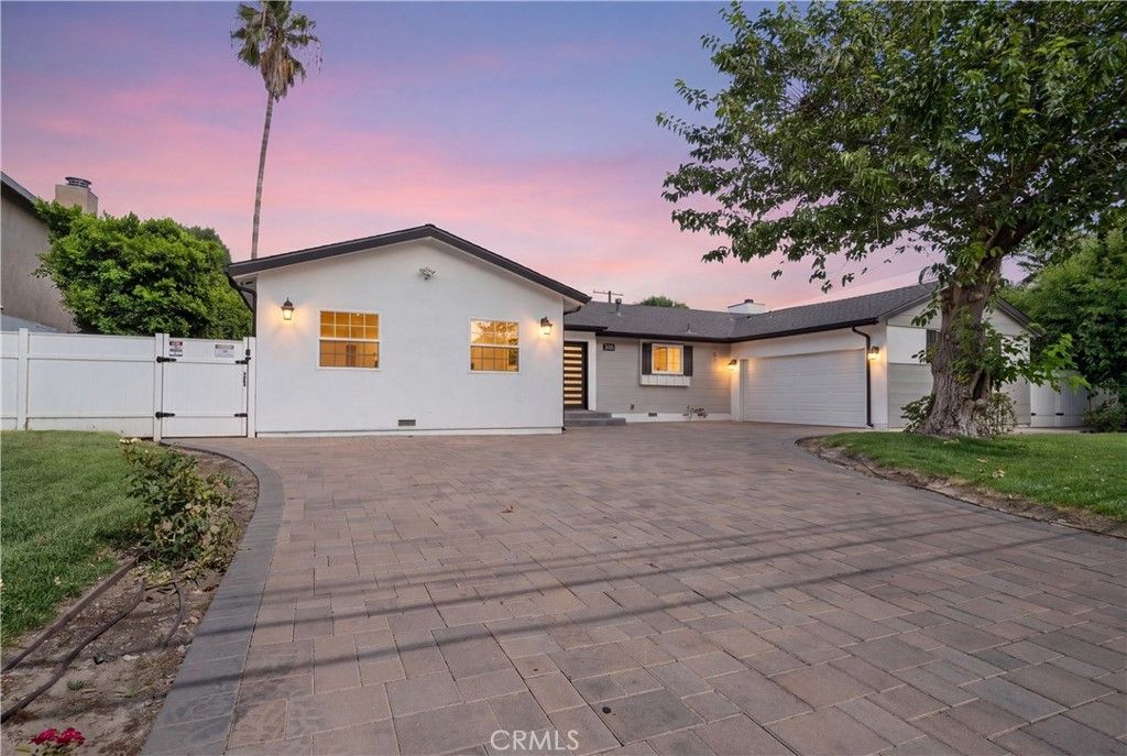 9150 Zelzah Avenue, Northridge
