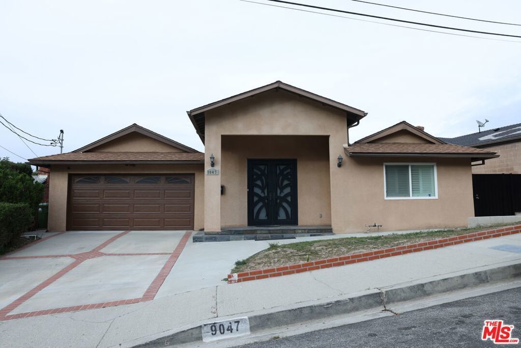9047 Riderwood Drive, Sunland