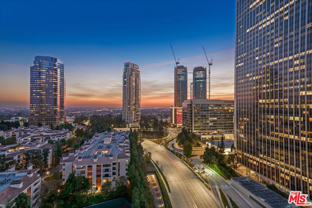 2160 E Century Parkway # 2109, Los Angeles