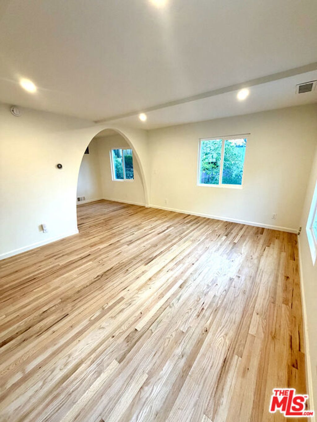 8535 Lookout Mountain Avenue, Los Angeles