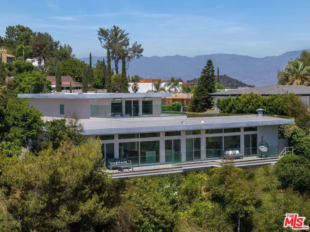 2189 Summitridge Drive, Los Angeles