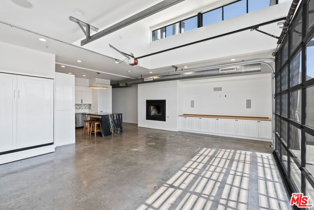 1544 12th Street # 303, Santa Monica
