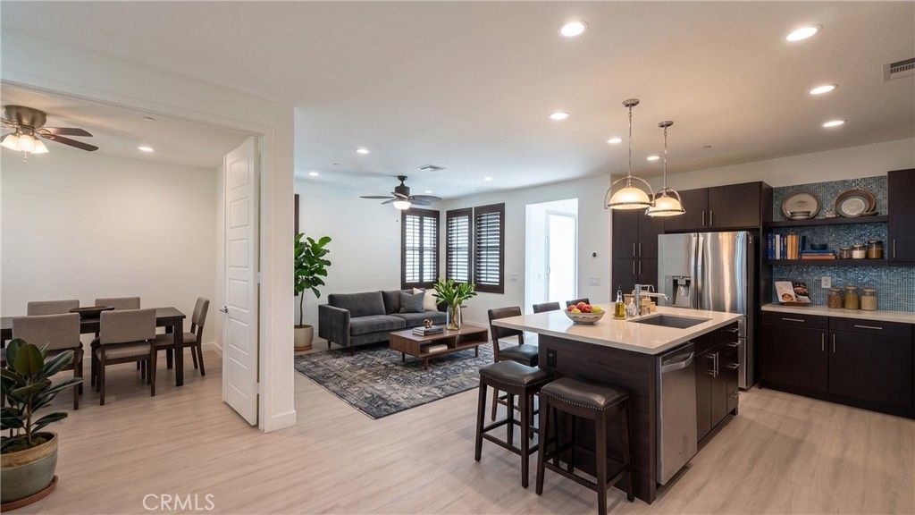 30 Agave, Lake Forest