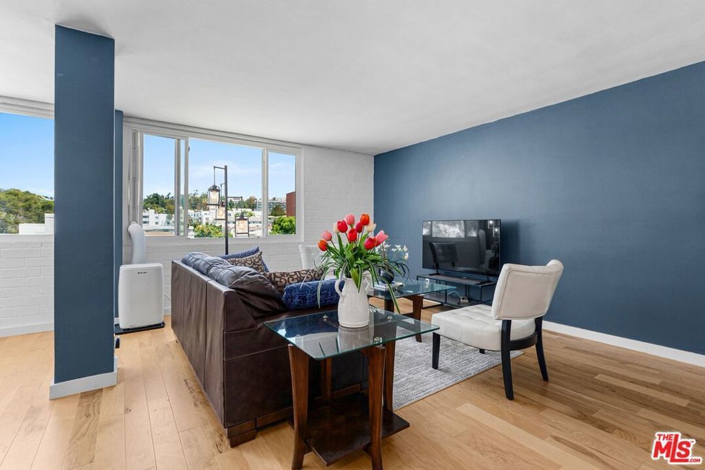 540 Kelton Avenue # 501, Los Angeles