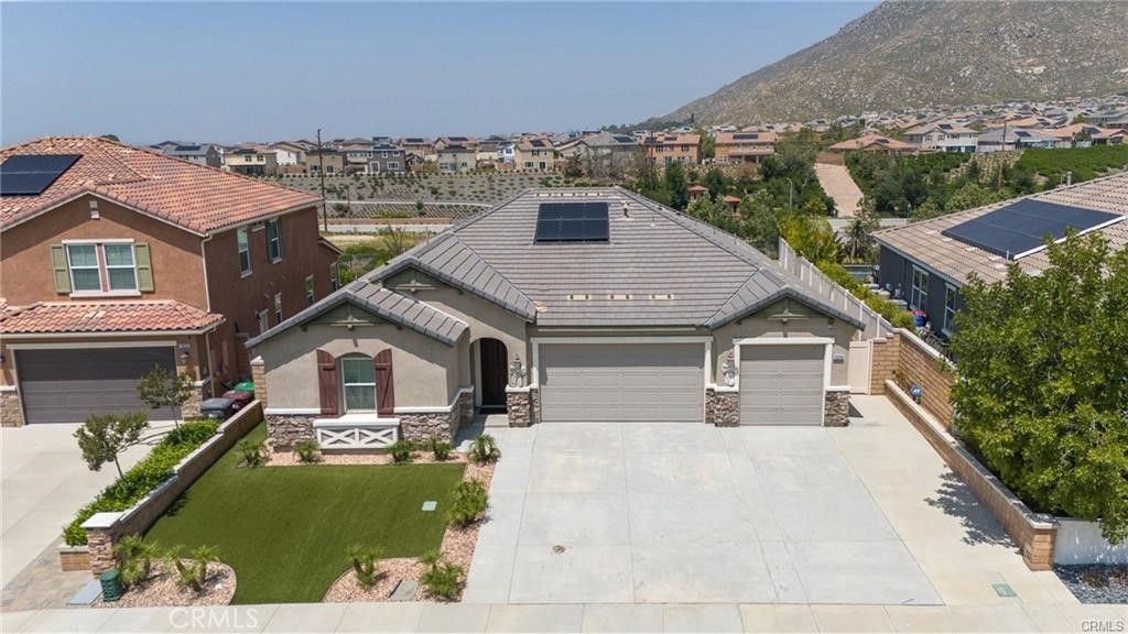 20234 Opus, Riverside