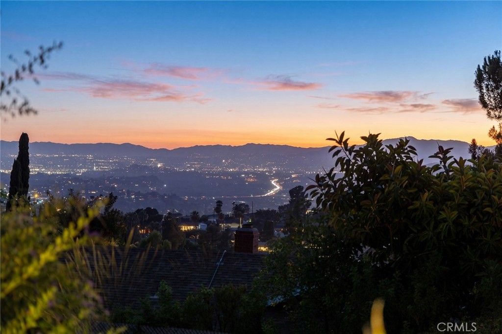 10842 Owens, Tujunga