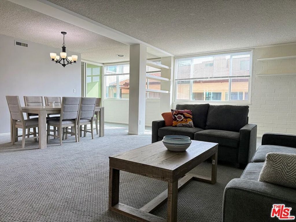 540 Kelton Avenue # 2d, Los Angeles