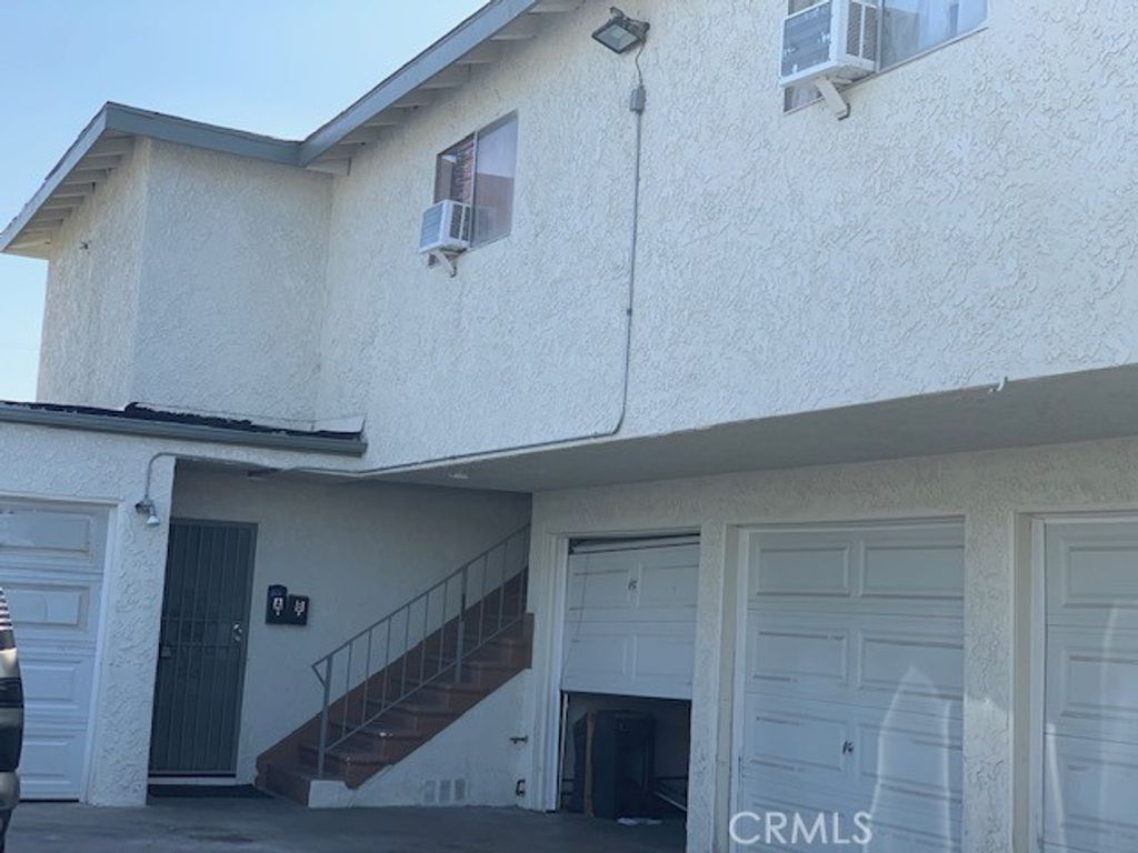 600 N Rose Avenue # B, Compton