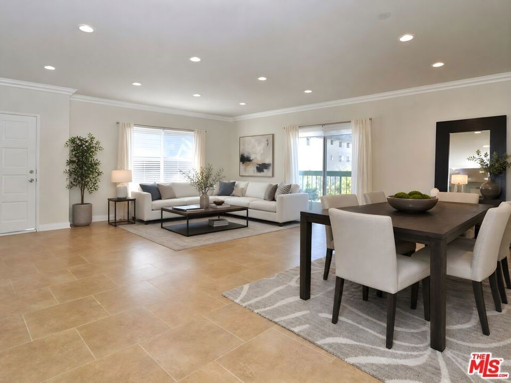 5354 Lindley Avenue # 301, Encino