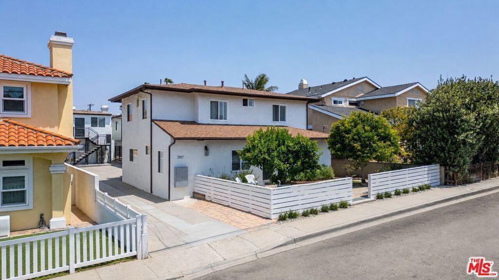 2107 Pullman # B, Redondo Beach