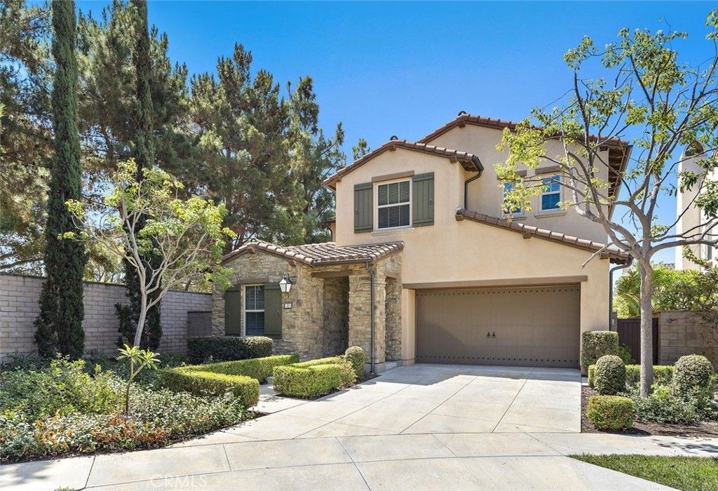 30 Tall Cedars, Irvine