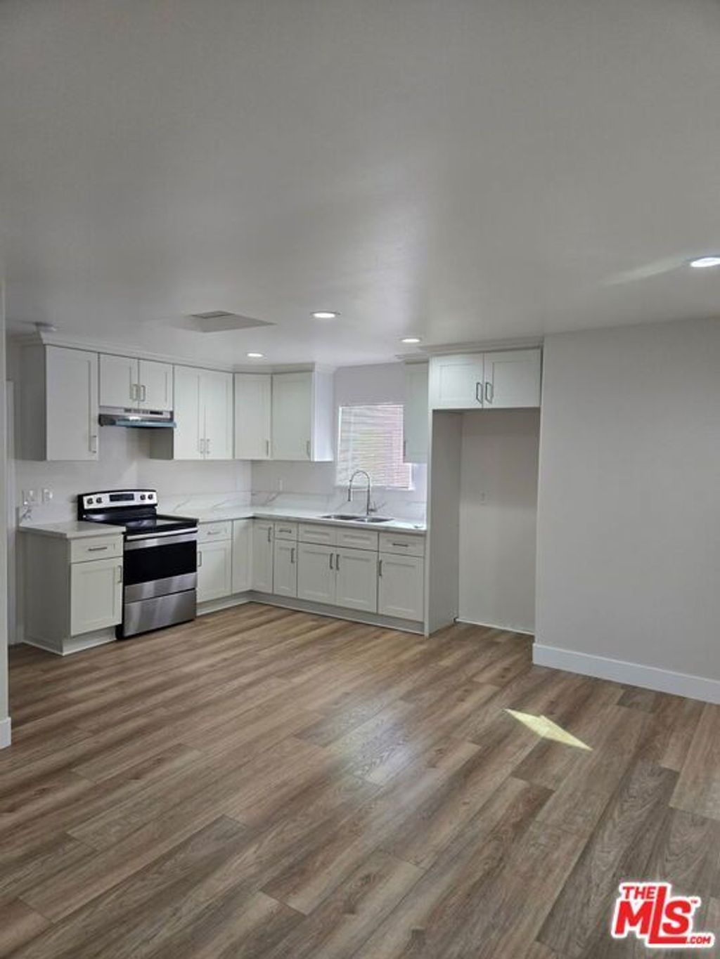 15251 1/2 Mystic Street, Whittier