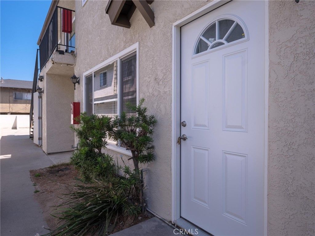 104 N Atlantic # C, Alhambra