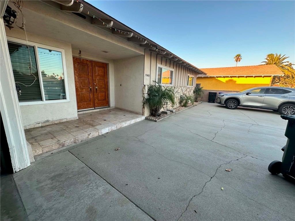 17458 Fontlee Lane, Fontana
