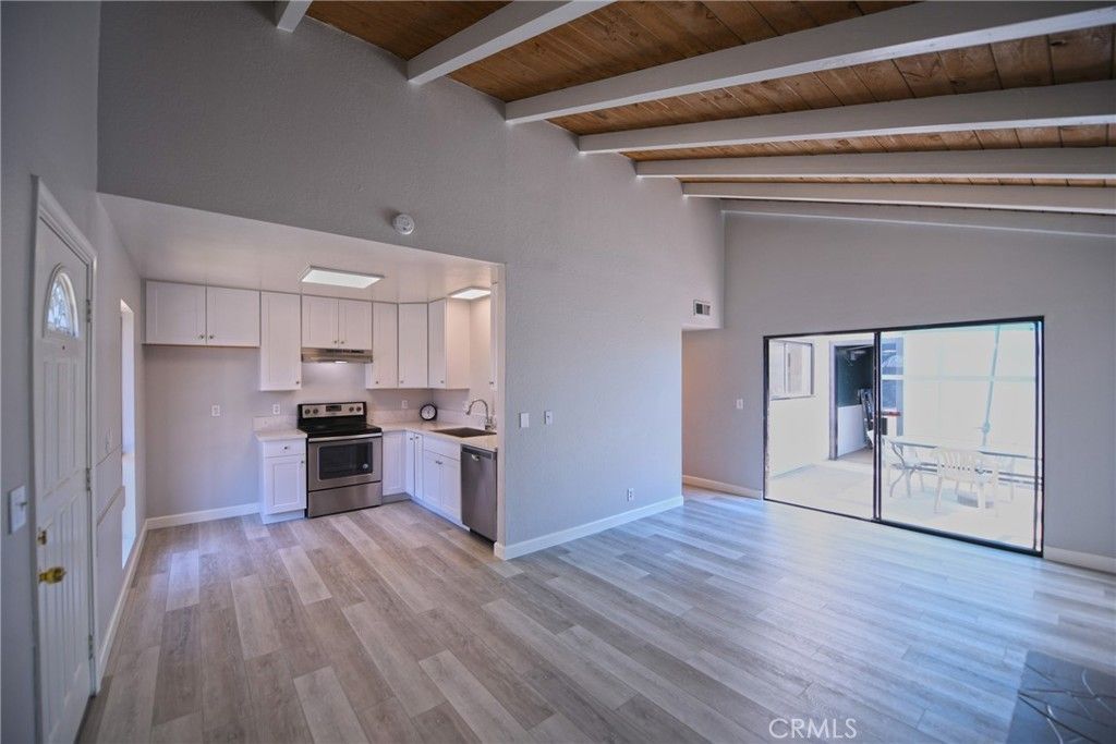 2264 Pamela # A, Costa Mesa