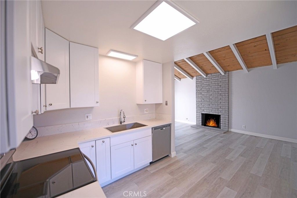 2264 Pamela # A, Costa Mesa
