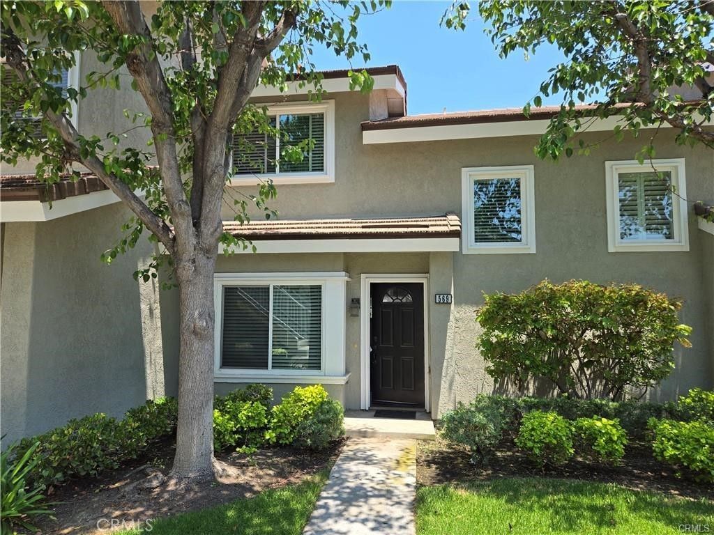 569 Springbrook N, Irvine