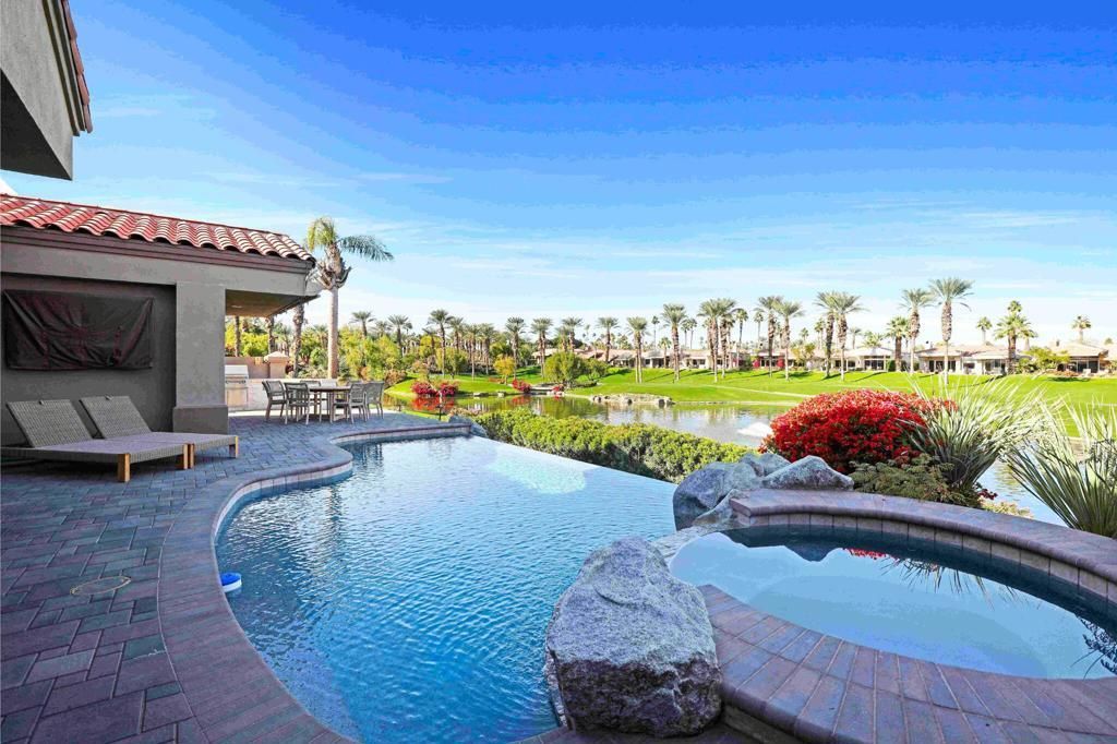 413 White Horse Trail, Palm Desert