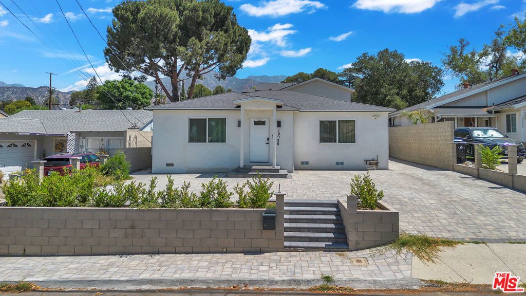 10930 Eldora Avenue, Los Angeles
