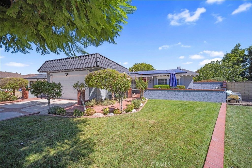 27546 Evron Avenue, Canyon Country