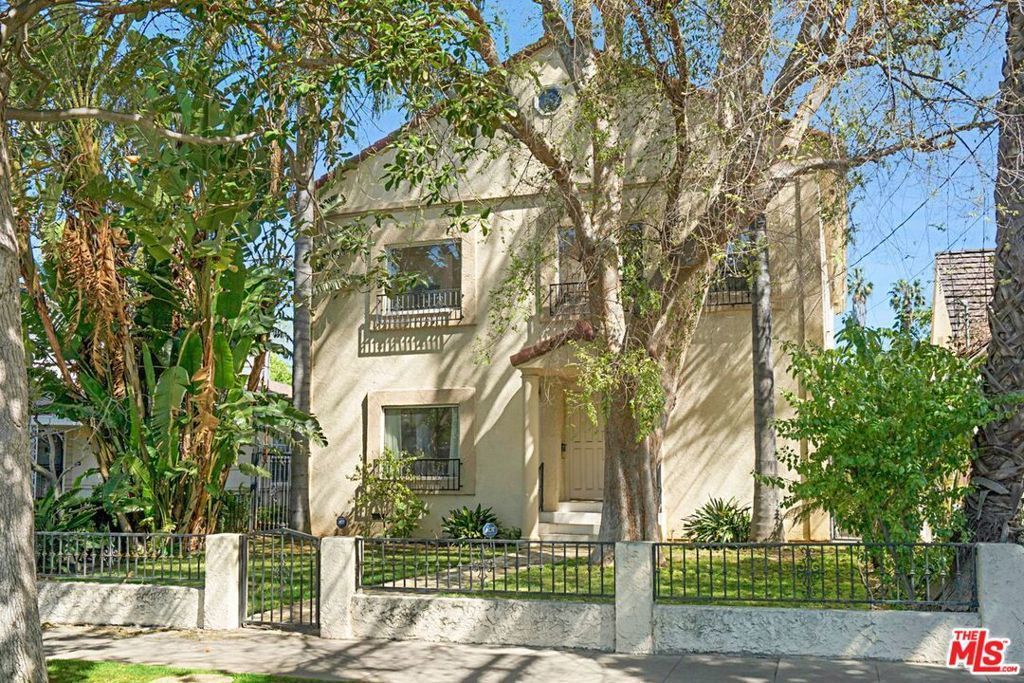 3836 Mound View Avenue, Studio City