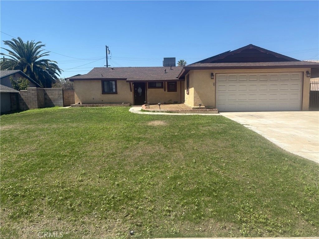 7936 Dumond, Fontana