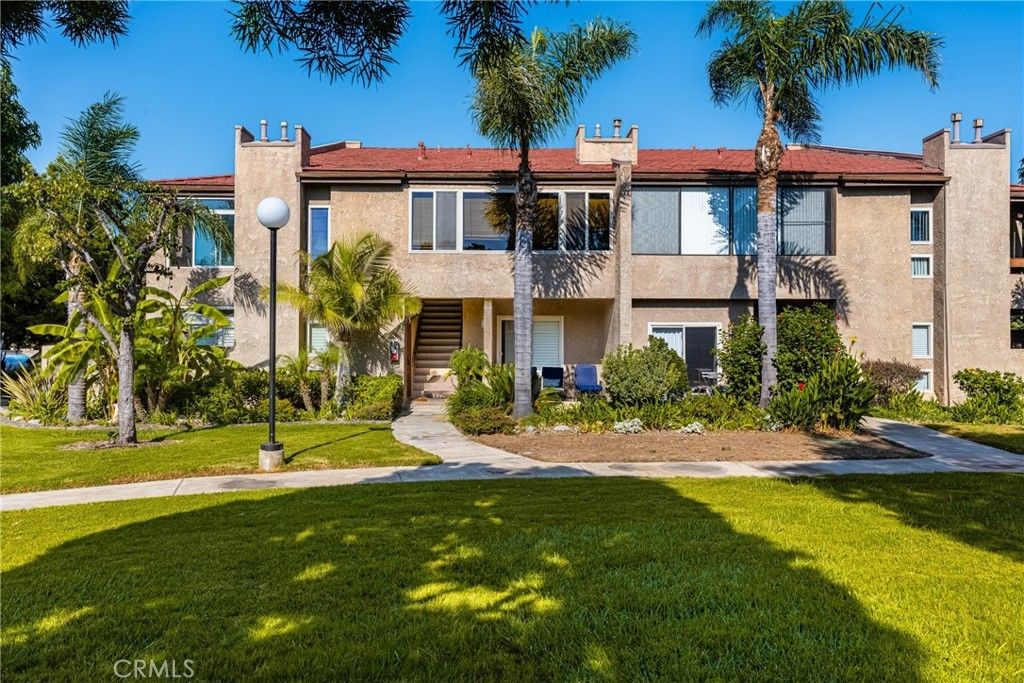 16877 Bluewater Lane, Huntington Beach