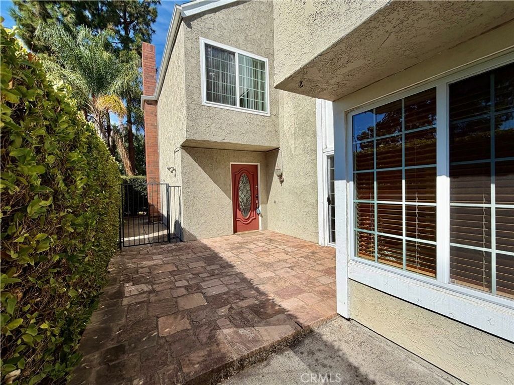 22661 Spring Lake Lane, Lake Forest