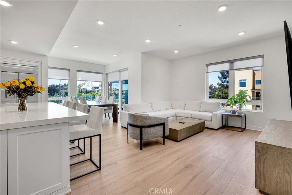 1201 Rivington, Irvine