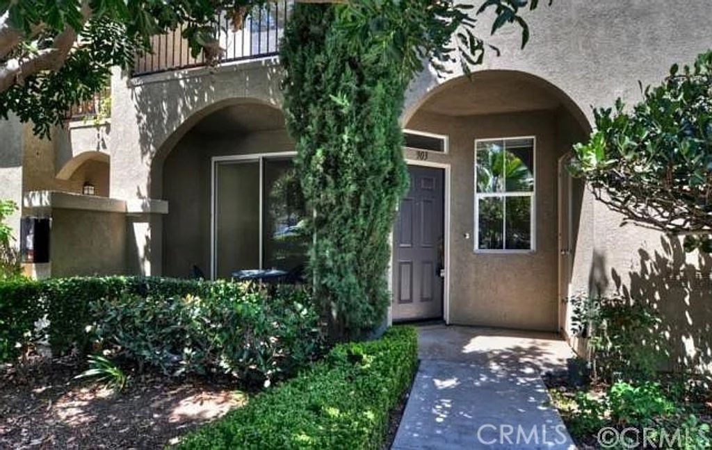 903 Maplewood, Irvine